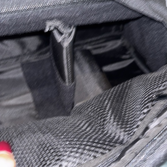 Click Camera hiking backpack. Like new condition - Picture 7 of 9